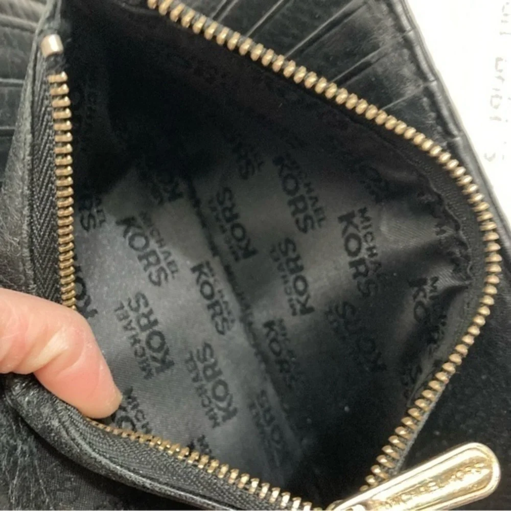 Michael kors black leather wallet